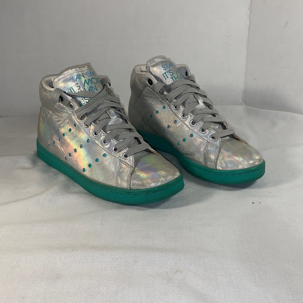 Adidas Men’s 2007 Consortium Stan Smith ‘Mid Pearl’ silver/Teal Sneakers